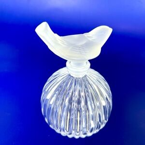 Saski crystal perfume bottle frosted bird ribbed stopper